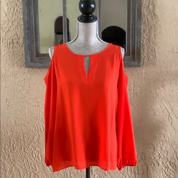 Blouse - Picture 1 of 6